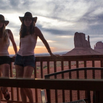 Road Trip Chicks - in Monument Valley